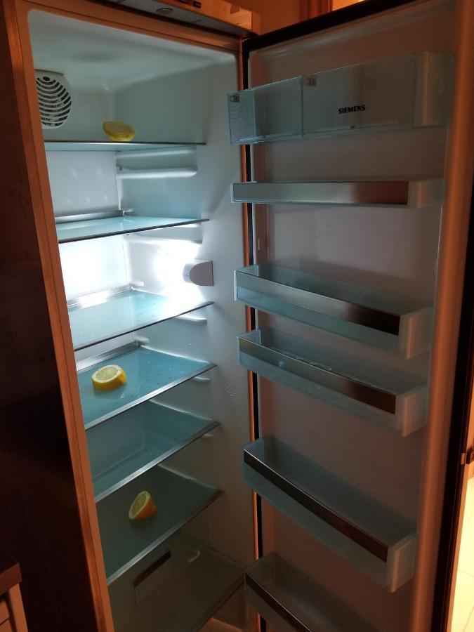 London Luxury Apartment 4 Bedroom Sleeps 12 People With 4 Bathrooms 1 Min Walk From Station Wanstead Exterior photo